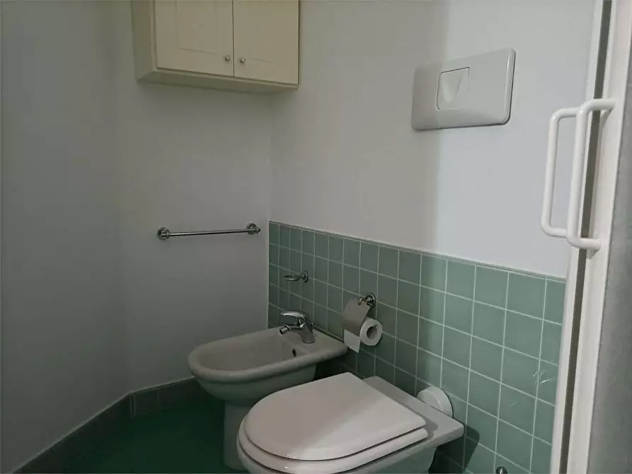 Immagine 12 di Casa bifamiliare in vendita  in piazza d'armi a Montecarlo