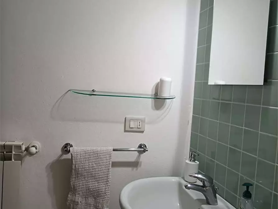 Immagine 10 di Casa bifamiliare in vendita  in piazza d'armi a Montecarlo