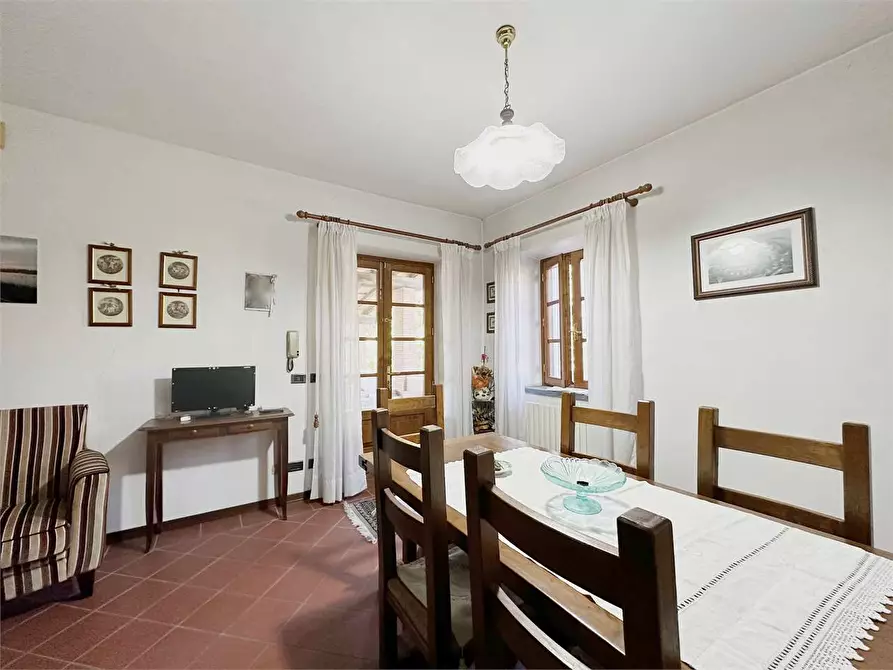 Immagine 7 di Porzione di casa in vendita  in Lappato  a Capannori