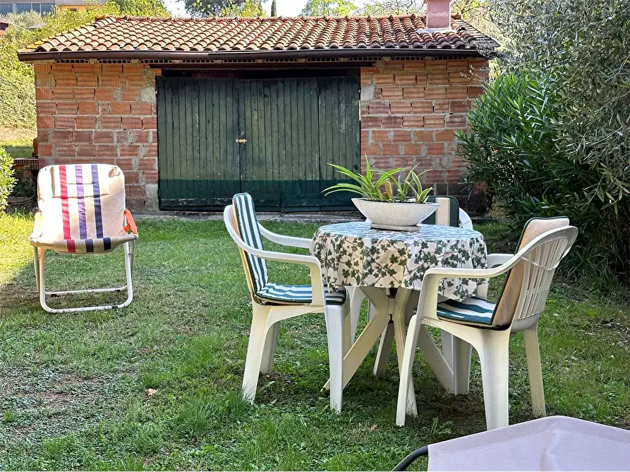 Immagine 19 di Porzione di casa in vendita  in Lappato  a Capannori