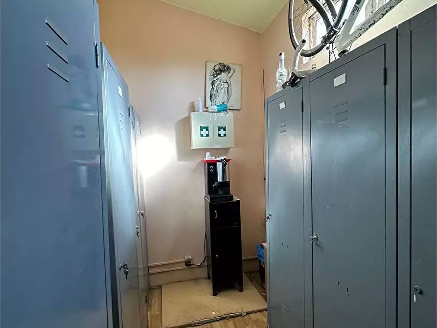 Immagine 5 di Capannone industriale in vendita  in marlia  a Capannori