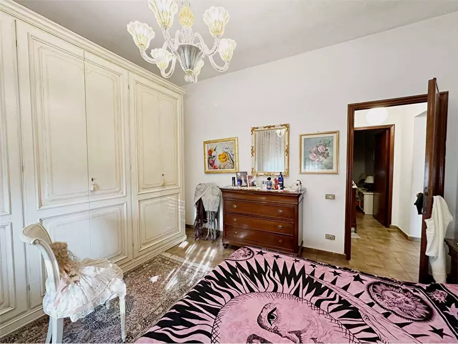 Immagine 24 di Villa in vendita  in Lammari  a Capannori