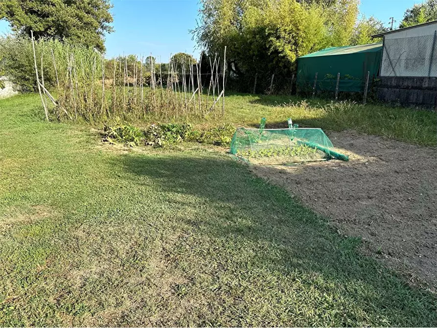 Immagine 27 di Villa in vendita  in Lammari  a Capannori