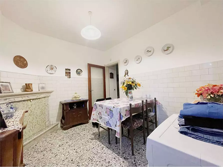 Immagine 1 di Porzione di casa in vendita  in via di Piaggiori a Capannori