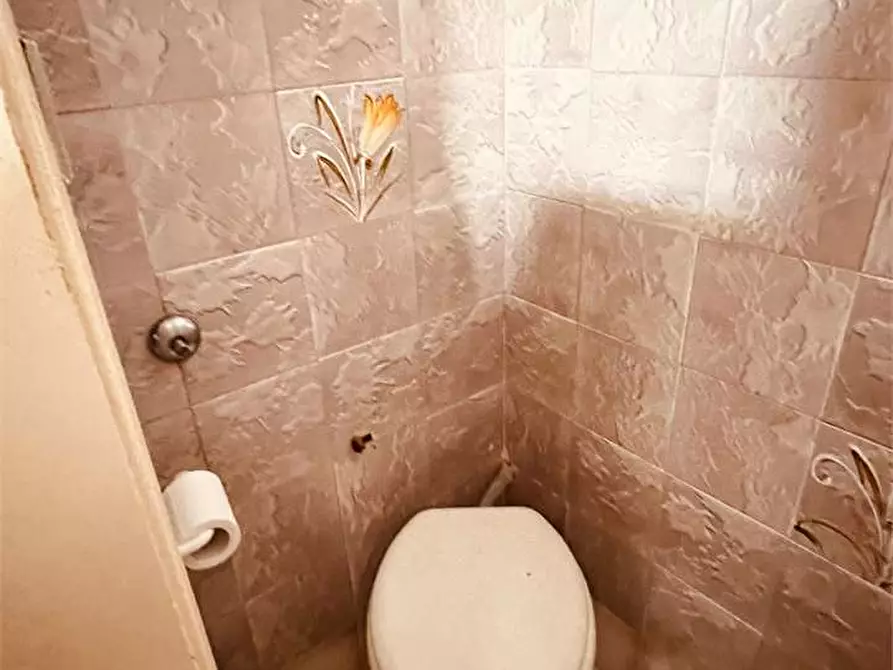 Immagine 9 di Porzione di casa in vendita  in Via del brennero a Lucca