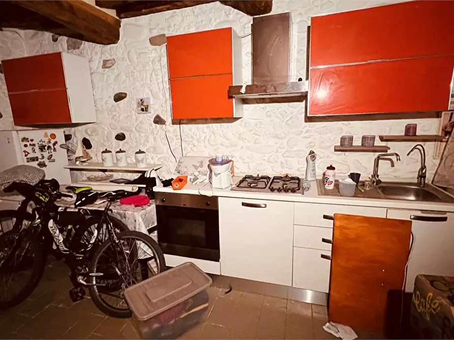 Immagine 18 di Porzione di casa in vendita  in Via del brennero a Lucca