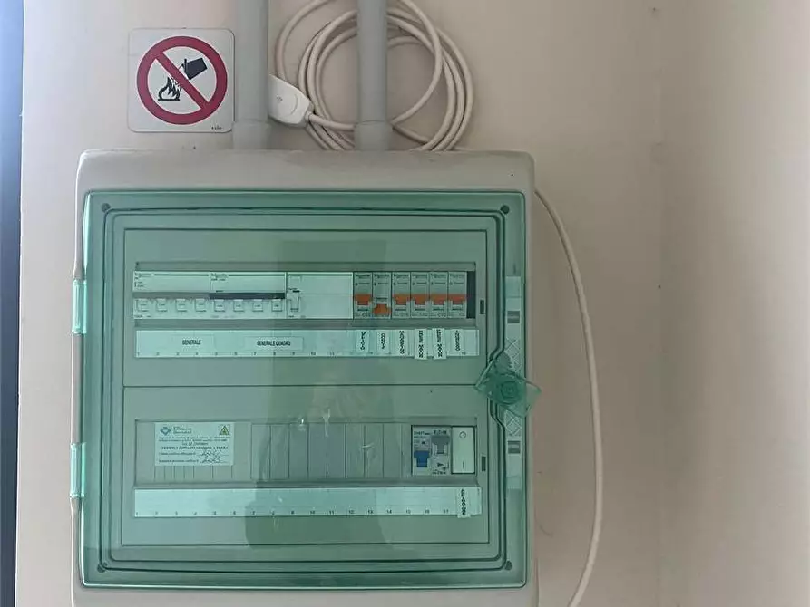 Immagine 15 di Laboratorio in affitto  in via delle ville  493 a Capannori