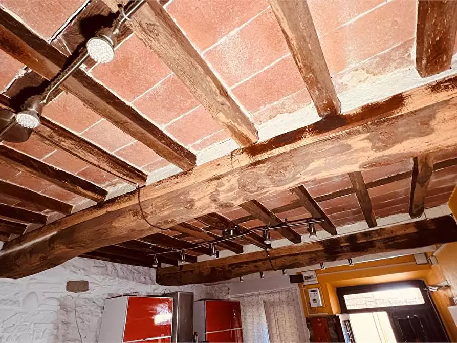 Immagine 4 di Porzione di casa in vendita  in Via del brennero a Lucca