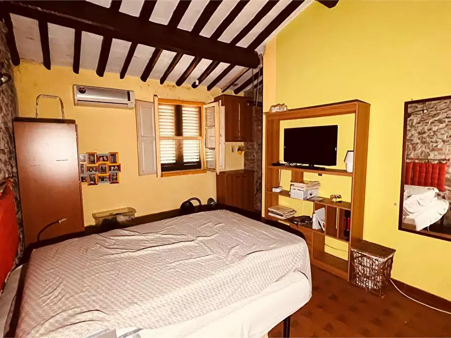 Immagine 13 di Porzione di casa in vendita  in Via del brennero a Lucca