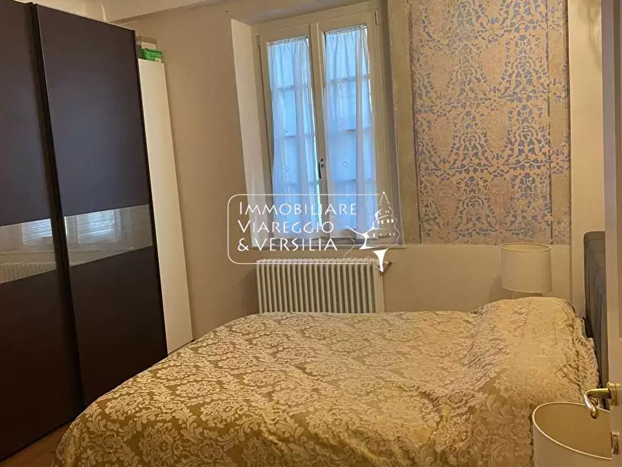 Immagine 6 di Appartamento in vendita  in Piazza san Michele a Lucca