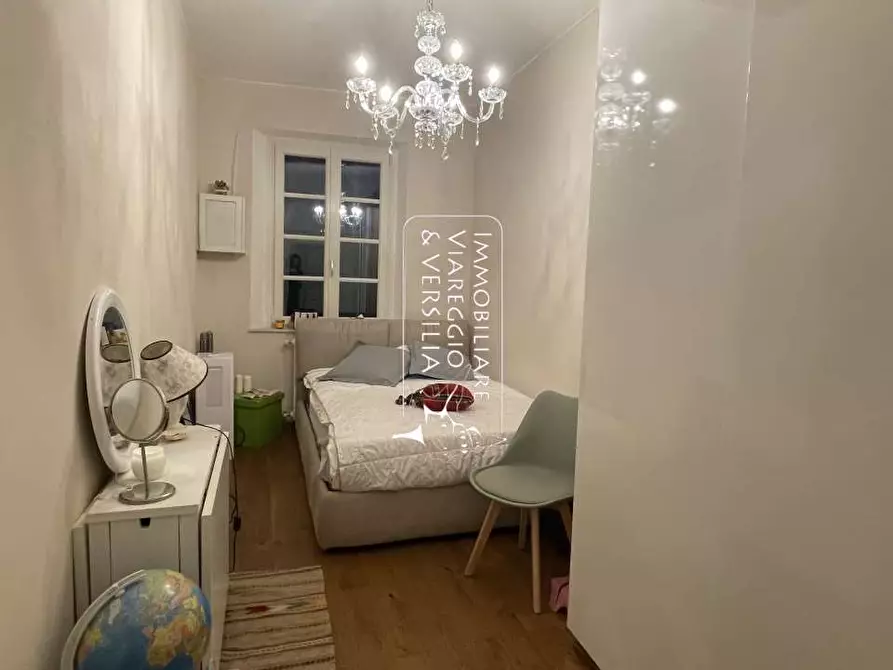 Immagine 14 di Appartamento in vendita  in Piazza san Michele a Lucca