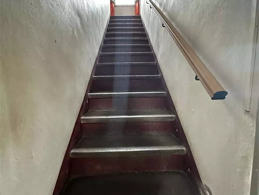 Immagine 8 di Rustico / casale in vendita  in via dell'anfrione a Capannori