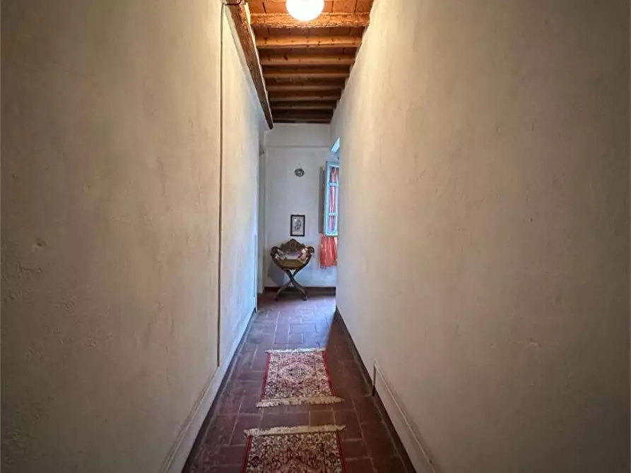 Immagine 15 di Rustico / casale in vendita  in via dell'anfrione a Capannori