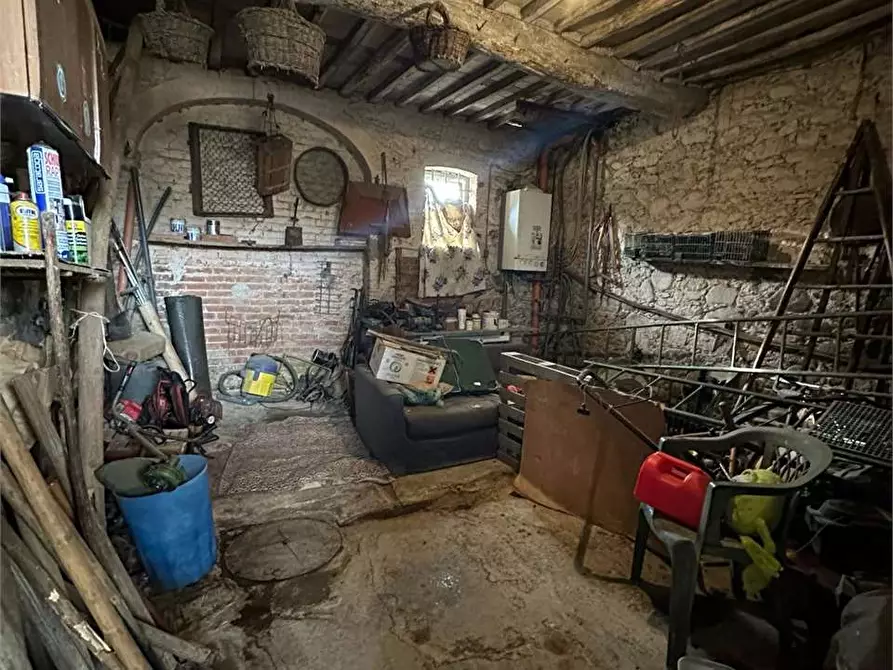Immagine 31 di Rustico / casale in vendita  in via dell'anfrione a Capannori