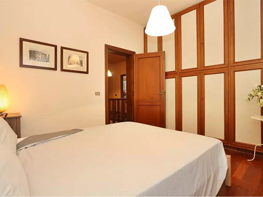 Immagine 29 di Villa in vendita  a Capannori