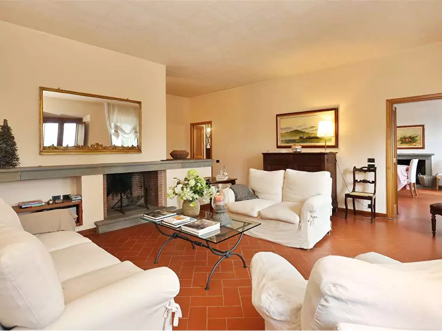 Immagine 30 di Villa in vendita  a Capannori