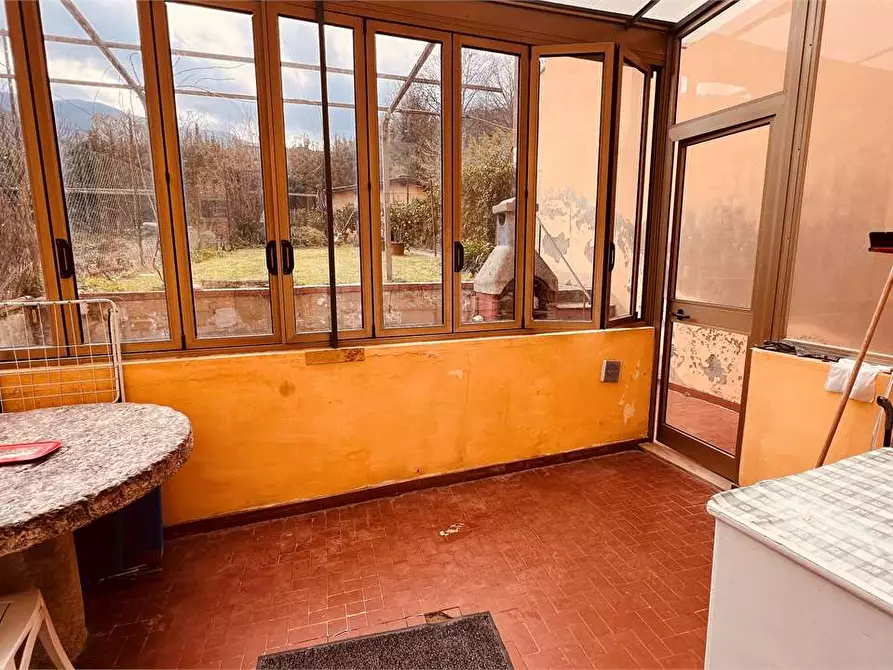 Immagine 26 di Porzione di casa in vendita  in vorno a Capannori