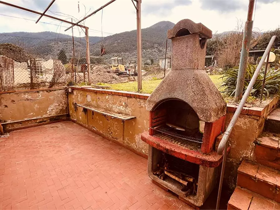 Immagine 17 di Porzione di casa in vendita  in vorno a Capannori