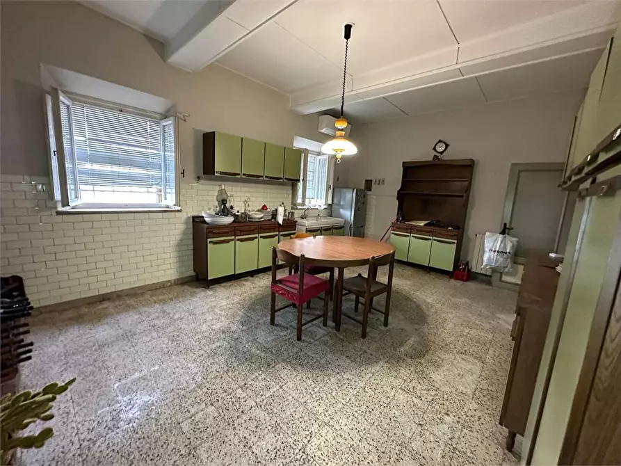 Immagine 7 di Porzione di casa in vendita  in Carraia a Capannori