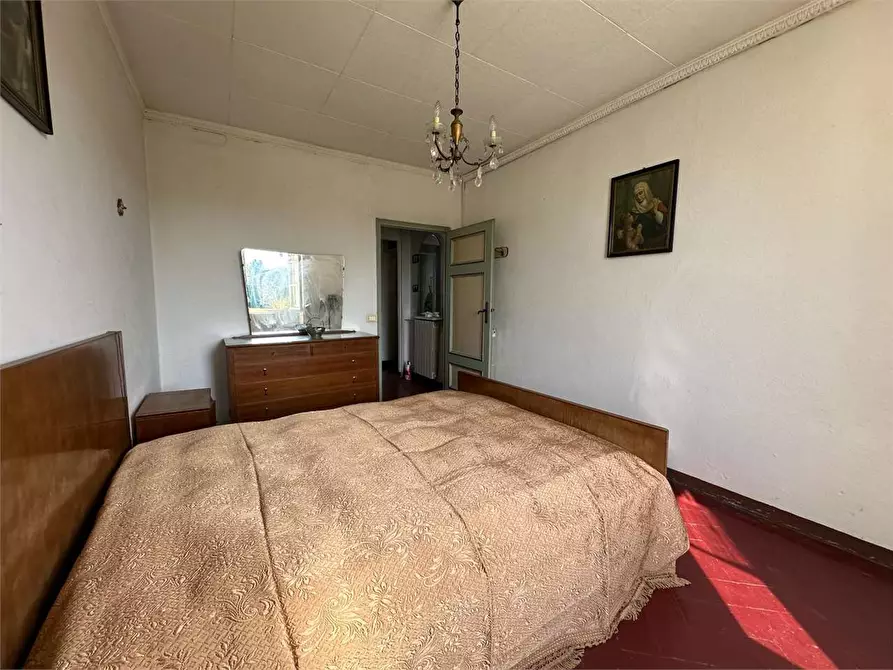 Immagine 15 di Porzione di casa in vendita  in Carraia a Capannori