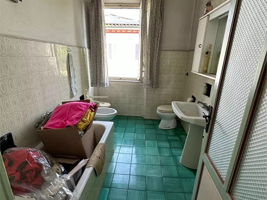 Immagine 18 di Porzione di casa in vendita  in Carraia a Capannori