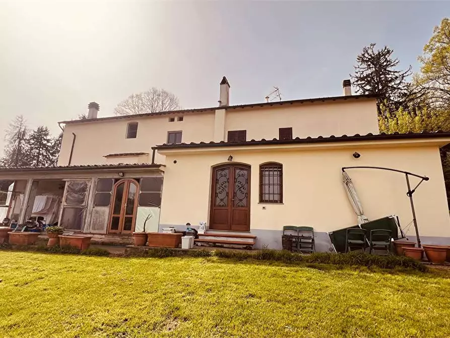 Immagine 2 di Rustico / casale in vendita  in vicopelago a Lucca