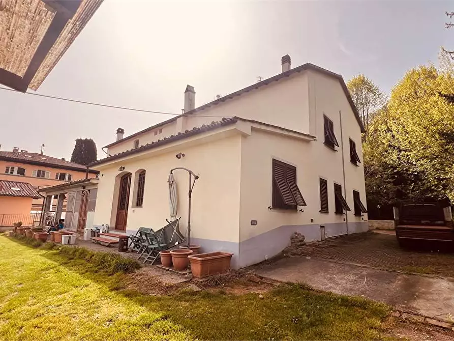 Immagine 6 di Rustico / casale in vendita  in vicopelago a Lucca