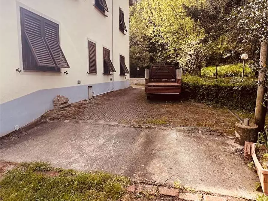 Immagine 7 di Rustico / casale in vendita  in vicopelago a Lucca