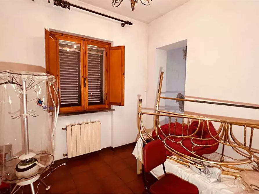 Immagine 22 di Rustico / casale in vendita  in vicopelago a Lucca