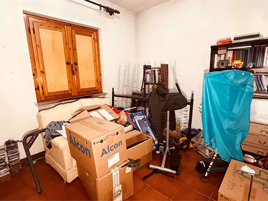 Immagine 24 di Rustico / casale in vendita  in vicopelago a Lucca