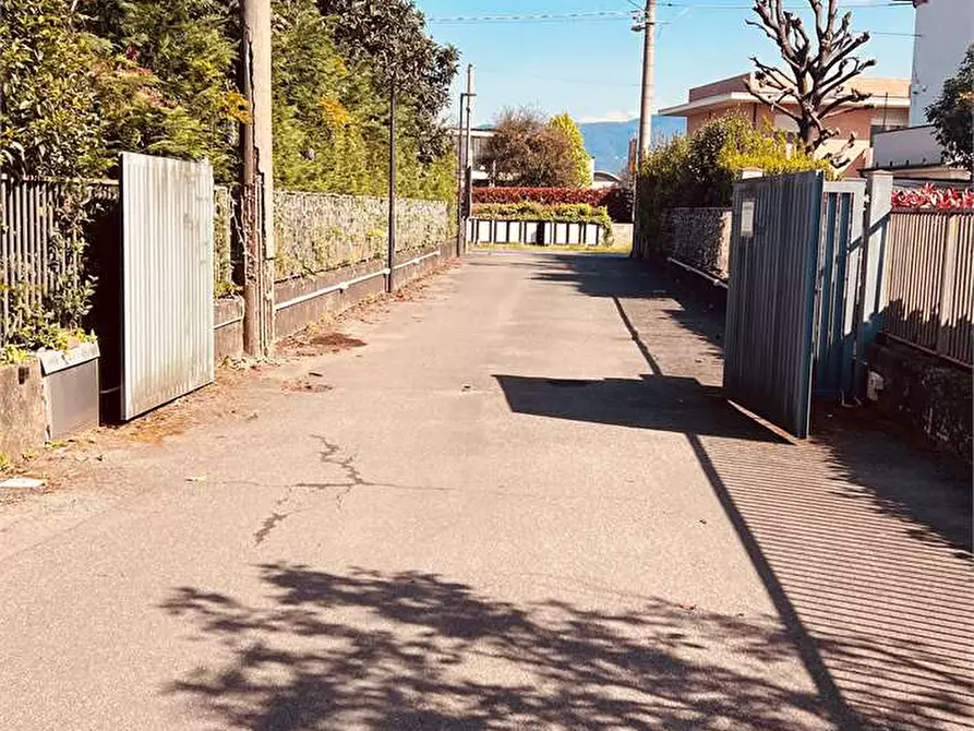 Immagine 38 di Appartamento in vendita  in San Marco a Lucca