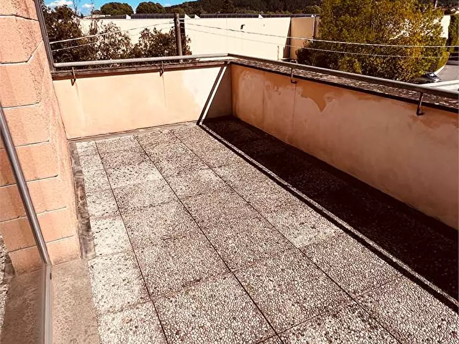 Immagine 22 di Ufficio in vendita  in via di sottopoggio a Capannori