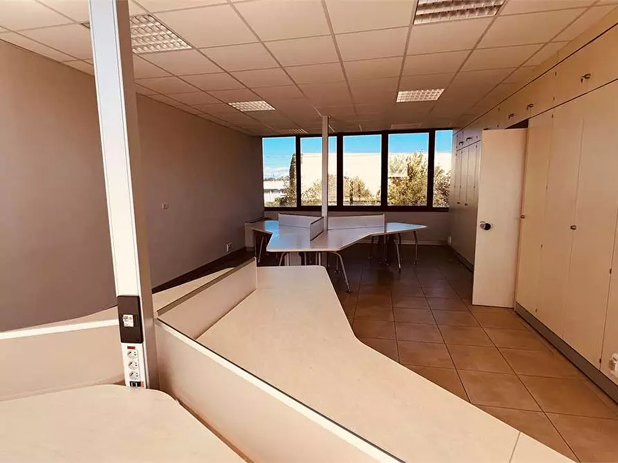 Immagine 12 di Ufficio in vendita  in via di sottopoggio a Capannori