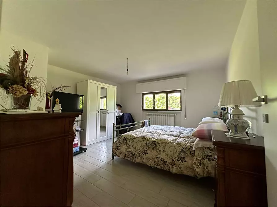 Immagine 38 di Villa in vendita  in Via Lombarda a Capannori