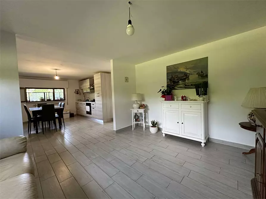 Immagine 37 di Villa in vendita  in Via Lombarda a Capannori