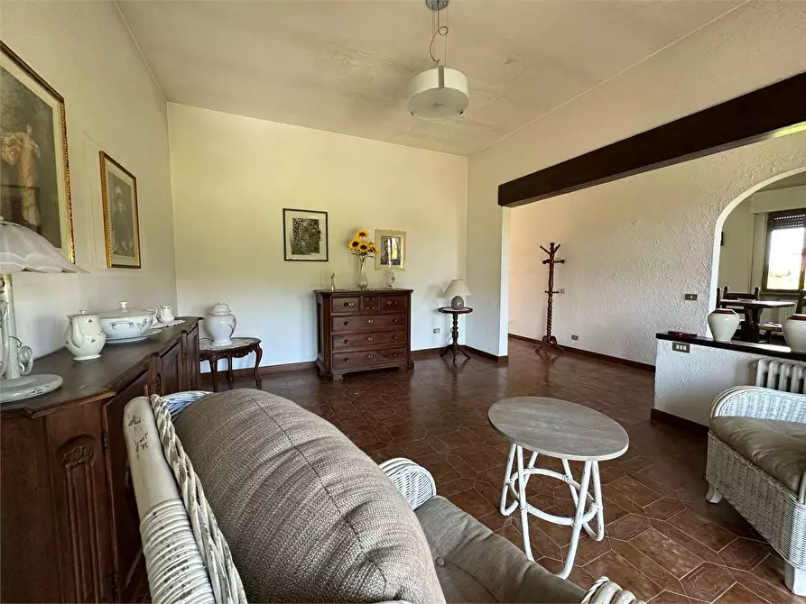 Immagine 12 di Villa in vendita  in Via Lombarda a Capannori