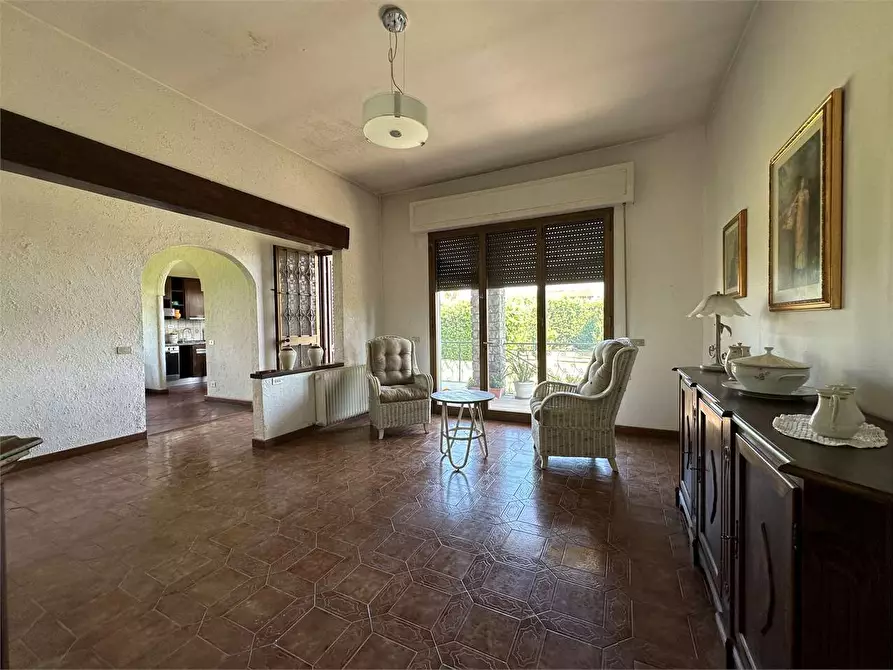 Immagine 11 di Villa in vendita  in Via Lombarda a Capannori