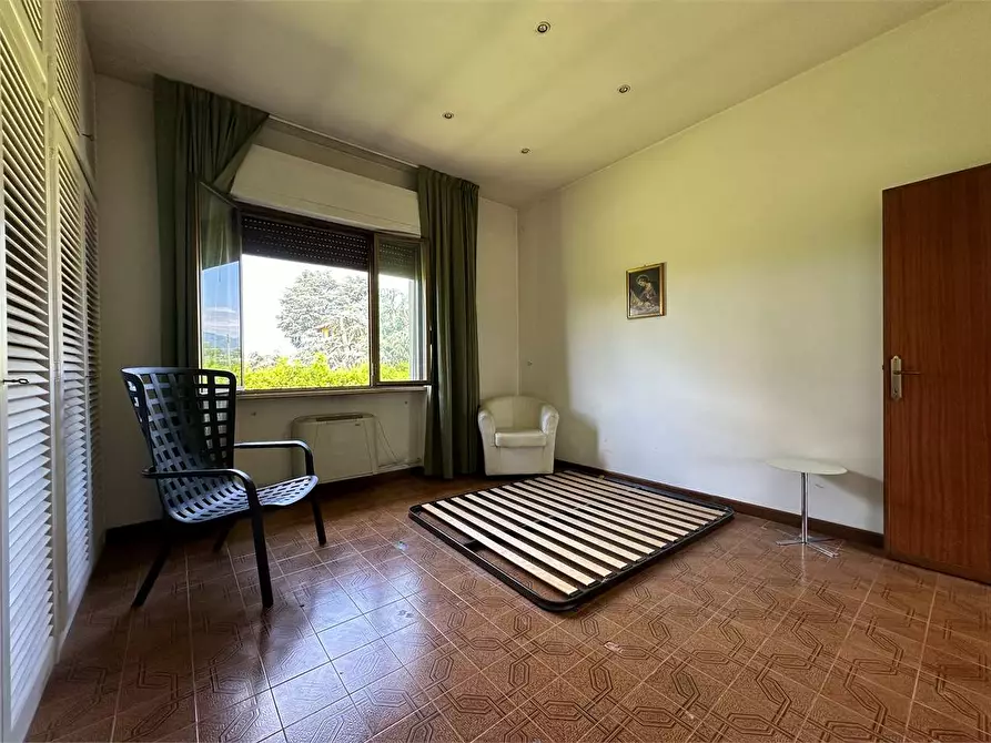 Immagine 25 di Villa in vendita  in Via Lombarda a Capannori