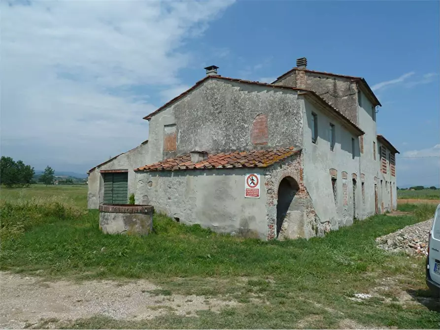 Immagine 5 di Rustico / casale in vendita  in montecarlo a Montecarlo