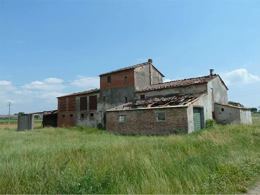 Immagine 7 di Rustico / casale in vendita  in montecarlo a Montecarlo