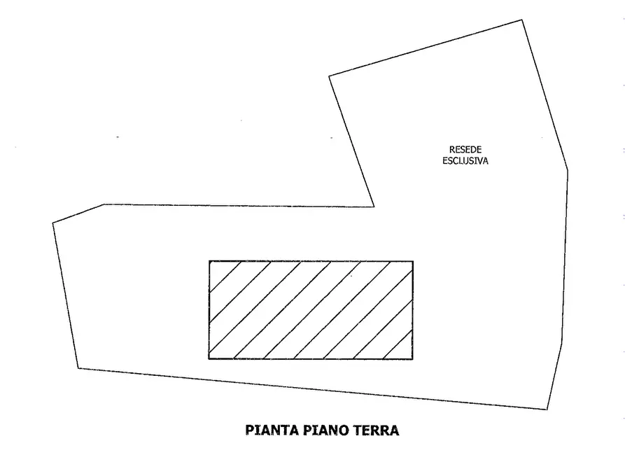 Immagine 3 di Capannone industriale in vendita  a Molazzana