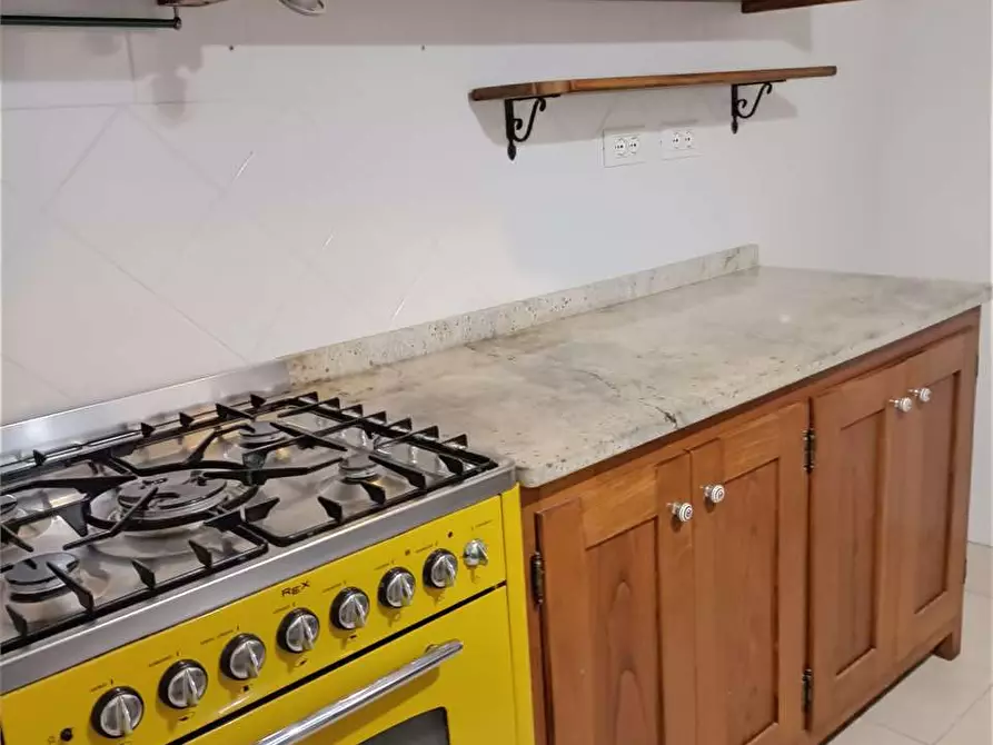 Immagine 6 di Porzione di casa in vendita  in via paolo sarpi a Pescia