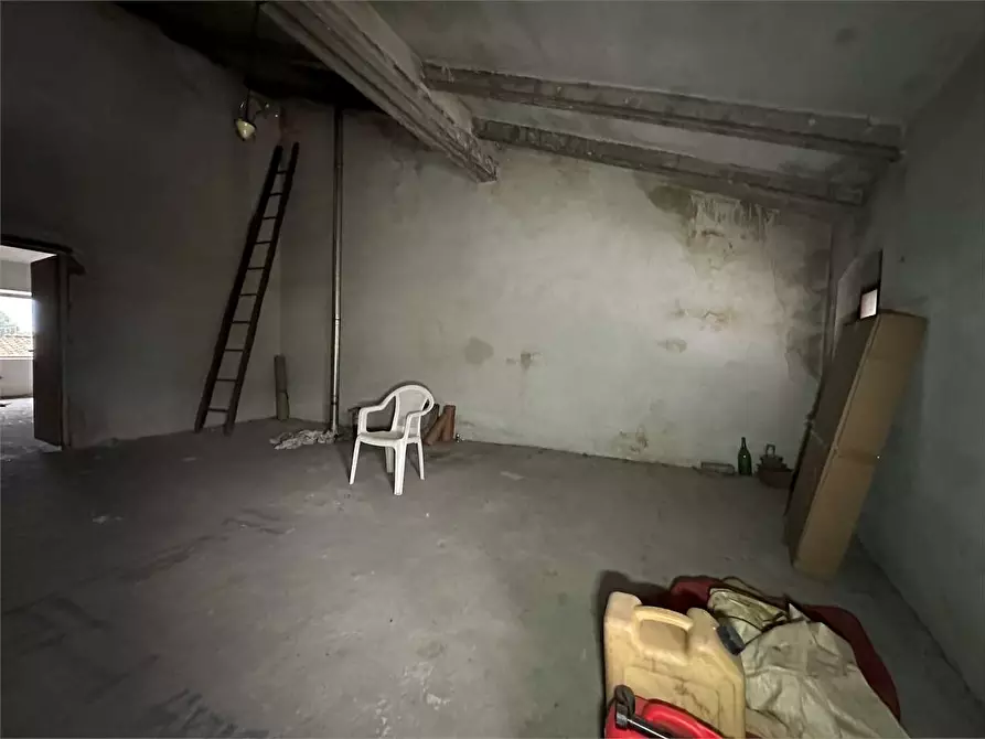 Immagine 32 di Porzione di casa in vendita  in via dei giomi a Capannori