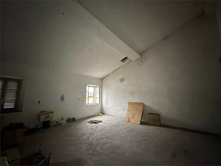 Immagine 35 di Porzione di casa in vendita  in via dei giomi a Capannori