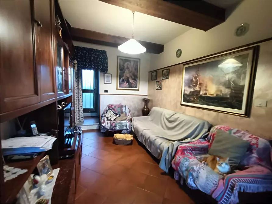 Immagine 1 di Porzione di casa in vendita  in Via dei Rossi a Porcari