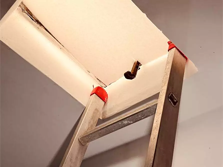 Immagine 24 di Porzione di casa in vendita  in via delle ville 493 a Capannori