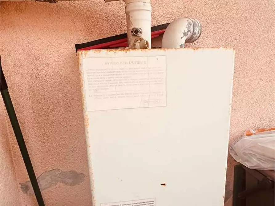 Immagine 11 di Appartamento in vendita  in viale san concordio a Lucca