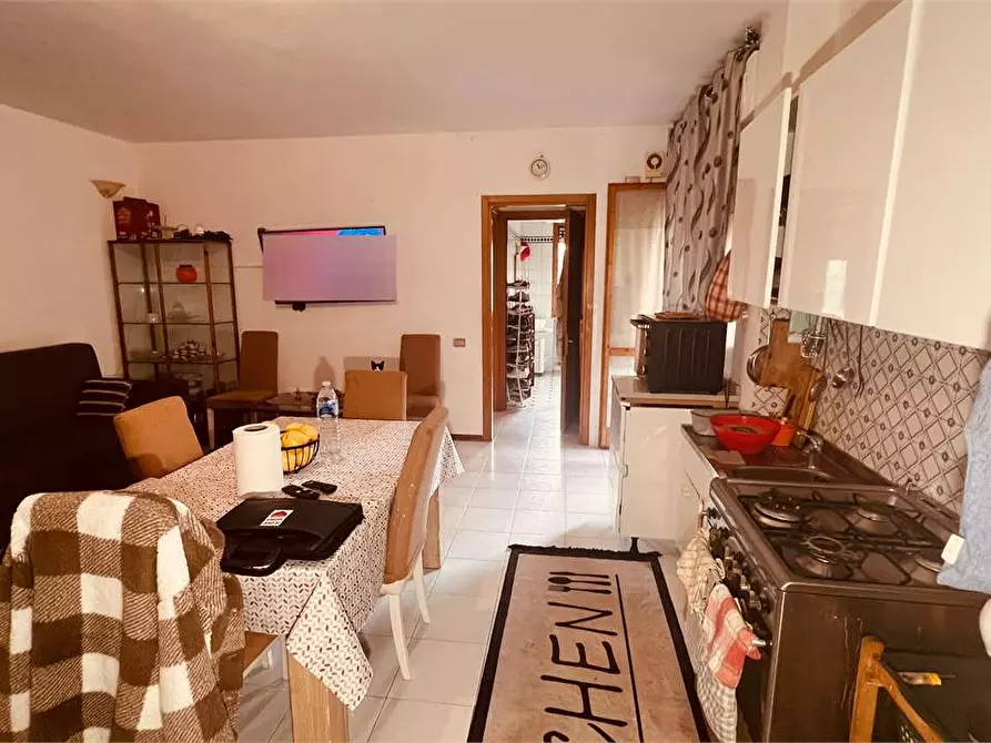 Immagine 3 di Appartamento in vendita  in viale san concordio a Lucca