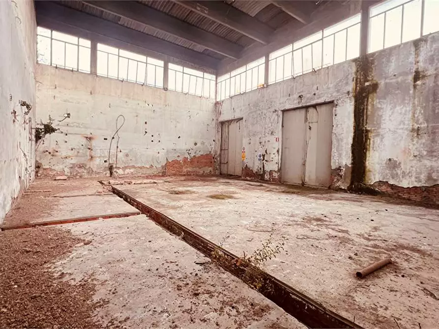 Immagine 13 di Capannone industriale in vendita  in Porcari a Porcari