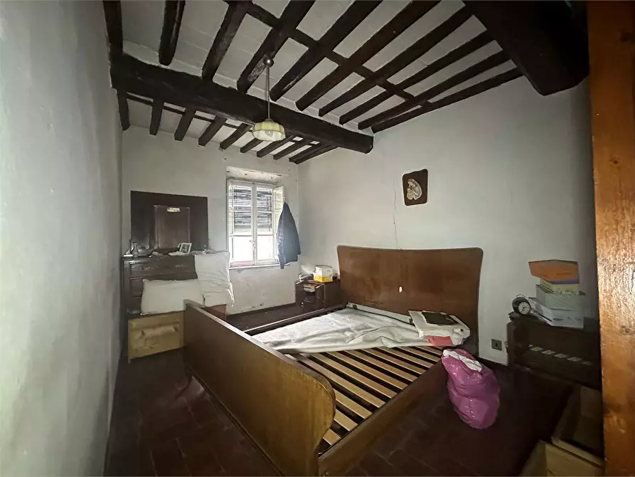 Immagine 14 di Porzione di casa in vendita  in via larga a Lucca